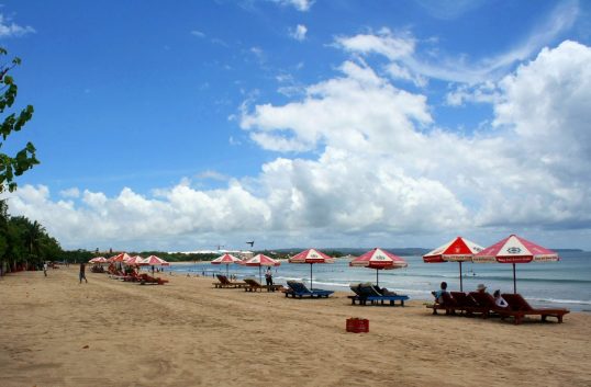 pantai, kuta, bali-210868.jpg